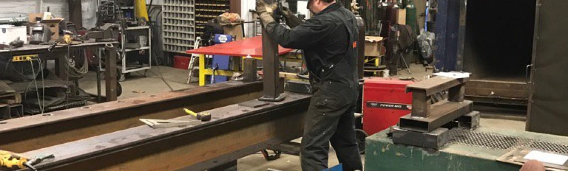 Building the adjustable legs for a compactor container. #wasteinnovation https://t.co/jsm08lgHgA